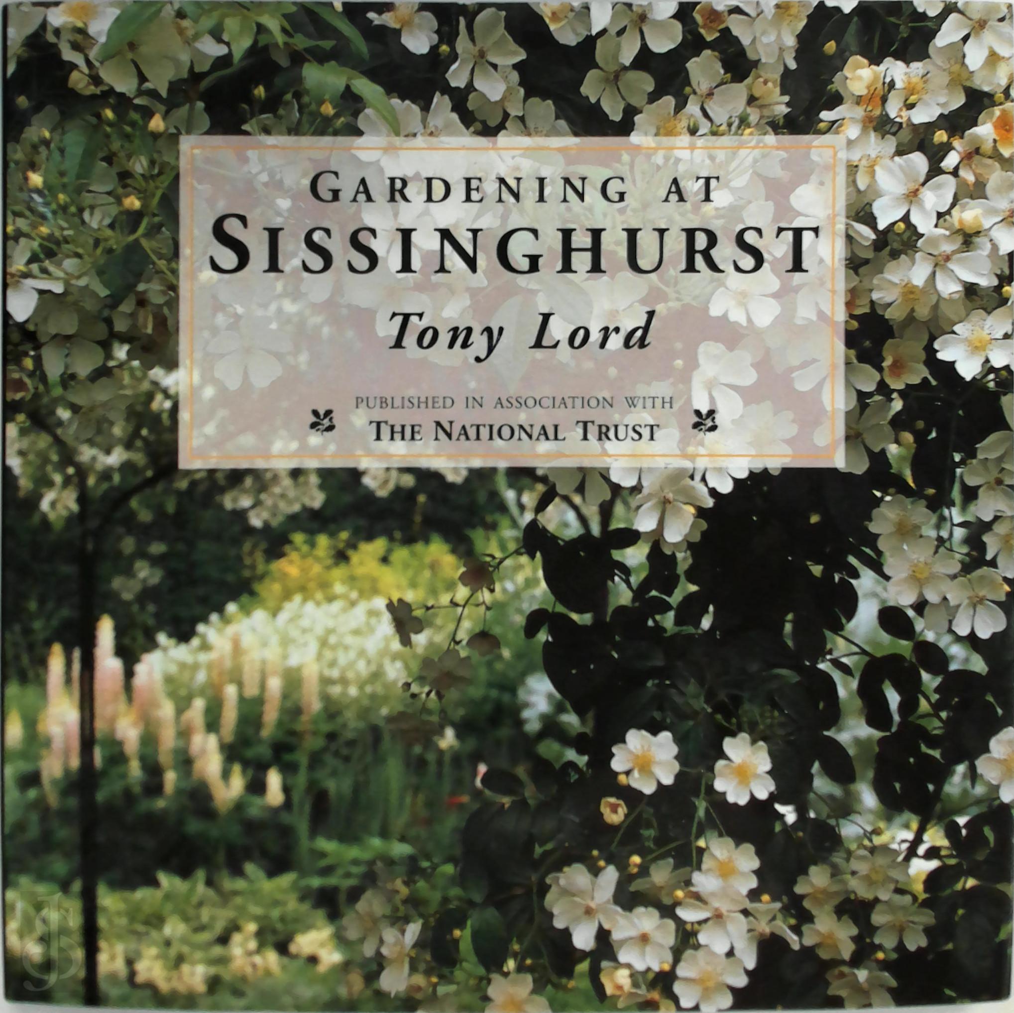 TONY LORD - Gardening at Sissinghurst