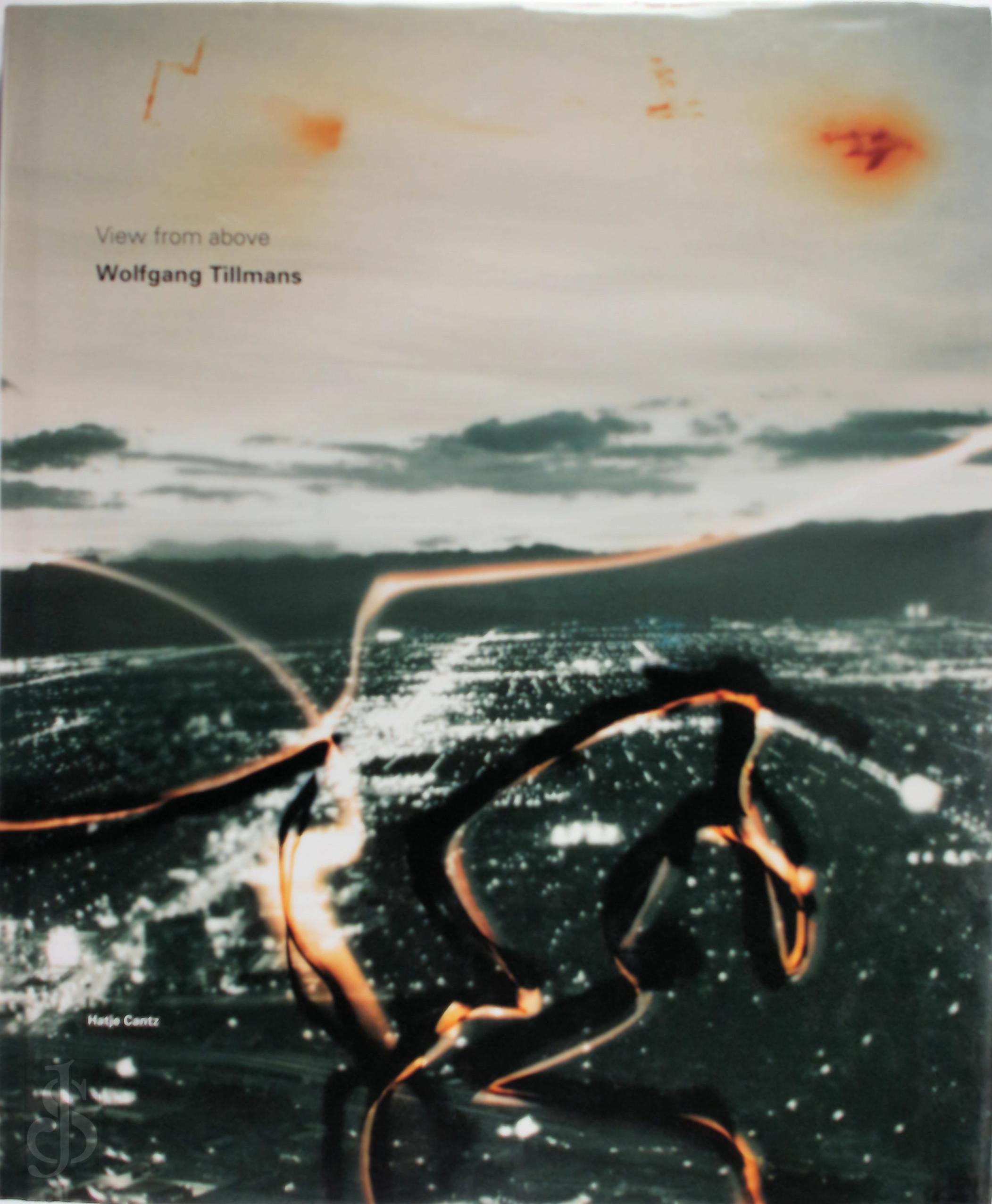 Wolfgang Tillmans 22809, Zdenek Felix 17629, Nathan Kernan 33406, Giorgio Verzotti 14847, Deichtorhallen Hamburg 17631, Muse d'art et d'essai (paris , France) , Louisiana (Museum : Humlebaek , Denmark) - View from above
