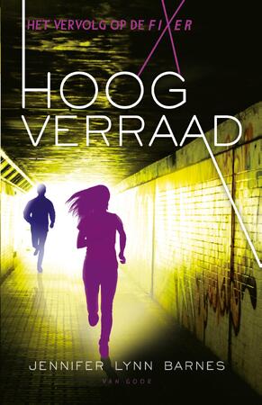 Hoog verraad - Jennifer Lynn Barnes Hoog verraad - Jennifer Lynn Barnes