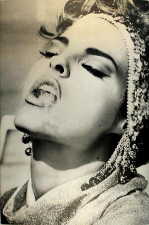 Snaps - Ellen Von Unwerth, Ingrid Sischy Snaps - Ellen Von Unwerth, Ingrid Sischy