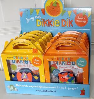 Jarig met Dikkie Dik - display 2 x 5 exx - Jet Boeke Jarig met Dikkie Dik - display 2 x 5 exx - Jet Boeke
