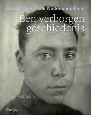 Een verborgen geschiedenis - Thom Hoffman