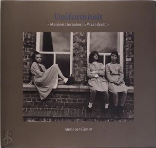 Uniformiteit - Annie van Gemert (ISBN 9789090102856)