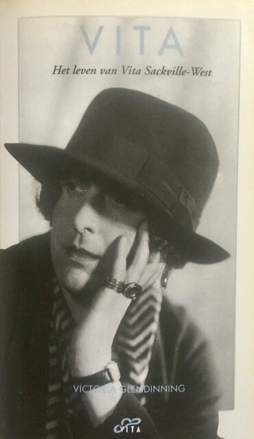 Vita - Het leven van Vita Sackville-West - Victoria Glendinning, Marianne Gossije Vita - Het leven van Vita Sackville-West - Victoria Glendinning, Marianne Gossije