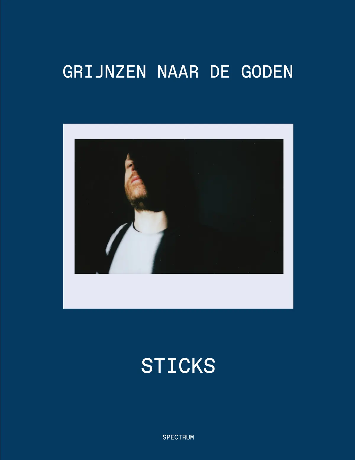 Grijnzen naar de Goden - Sticks 1