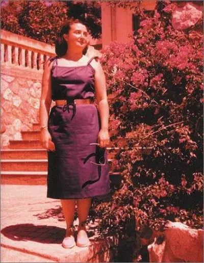 In Almost Every Picture - Erik Kessels, T. Whisnand