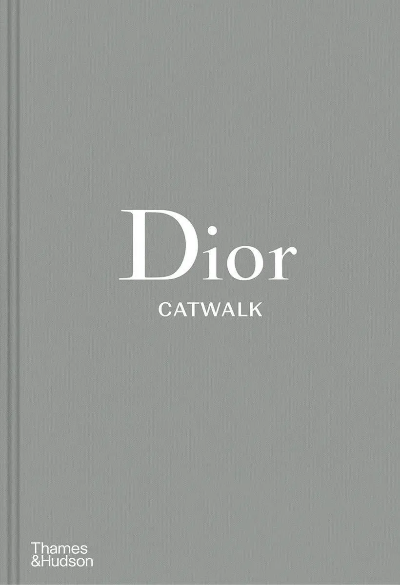 Dior Catwalk - Alexander Fury, Adélia Sabatini 1